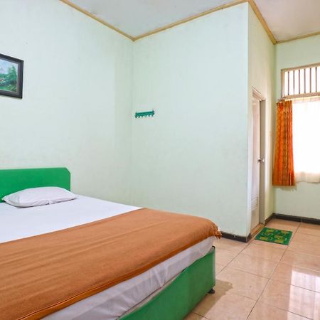 Hotel Camelia مالانغ المظهر الخارجي الصورة