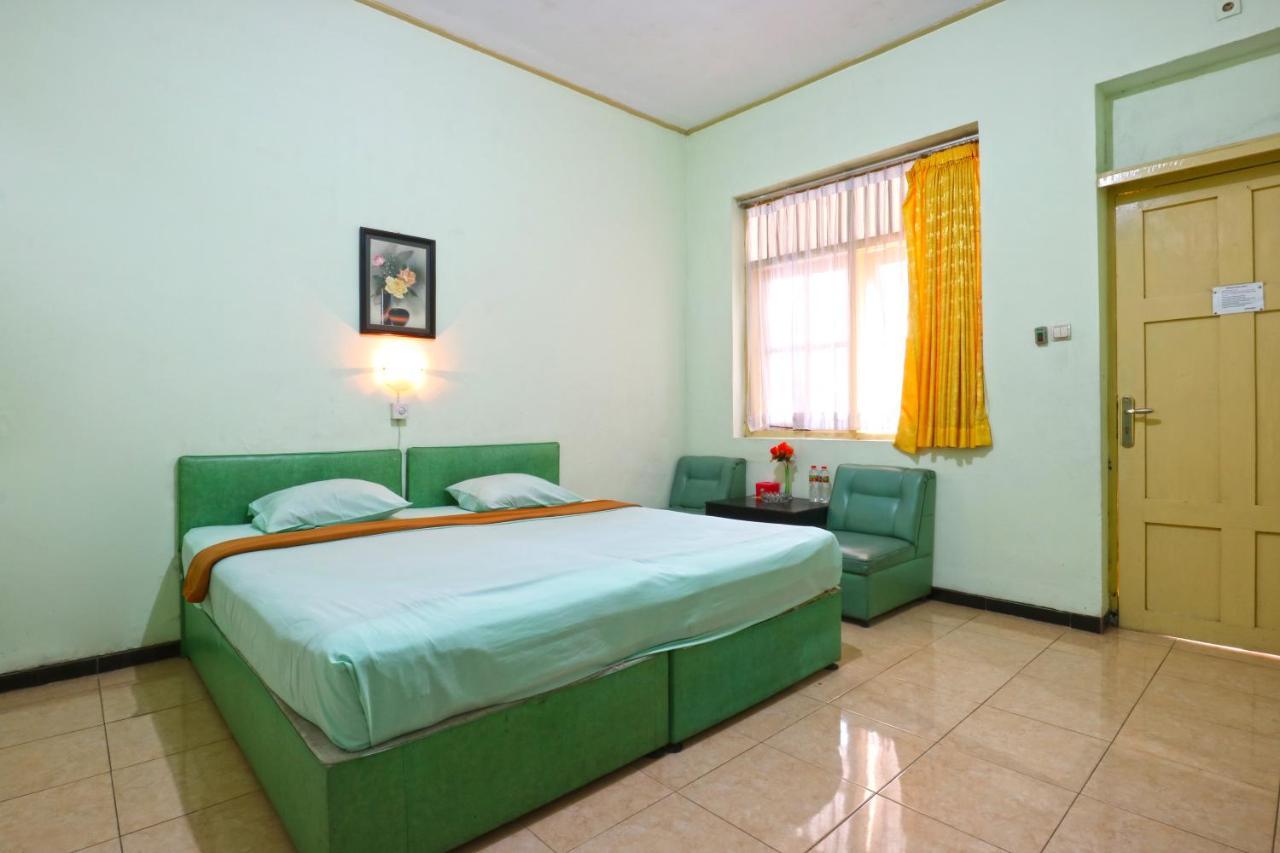 Hotel Camelia مالانغ المظهر الخارجي الصورة