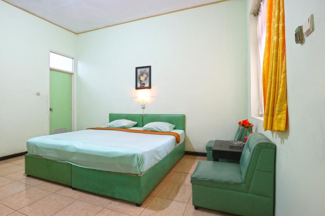 Hotel Camelia مالانغ المظهر الخارجي الصورة